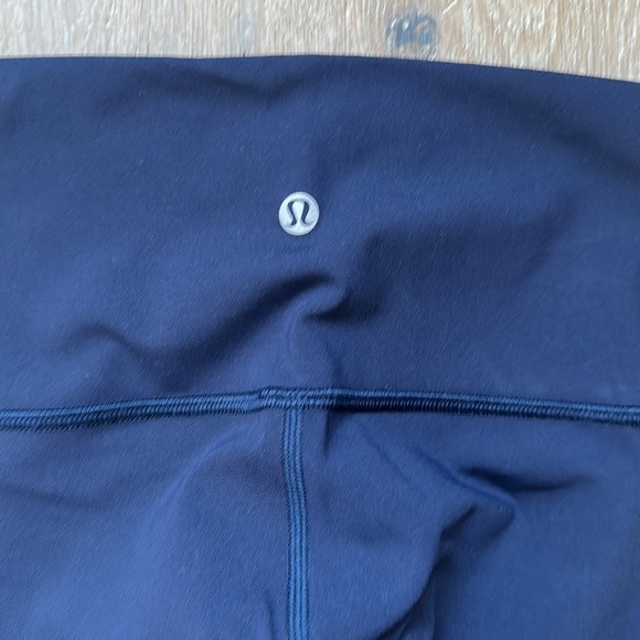 wunder under luxtreme brushed 25" size 2 true navy lululemon nwt - Picture 8 of 16